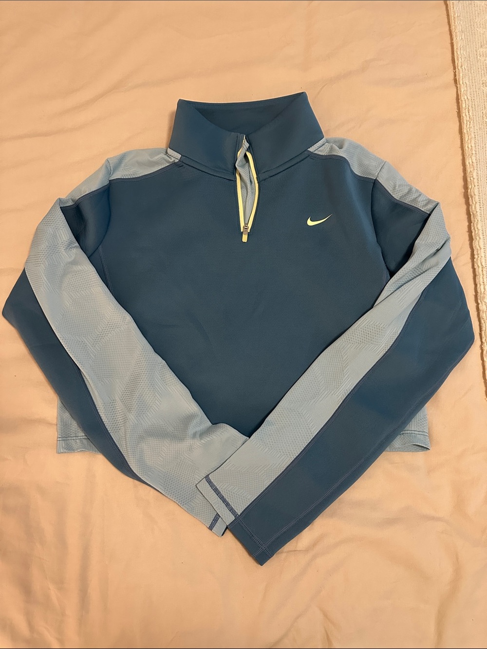 Nike Teal and Light Blue Cropped Quarter-Zip Pullover